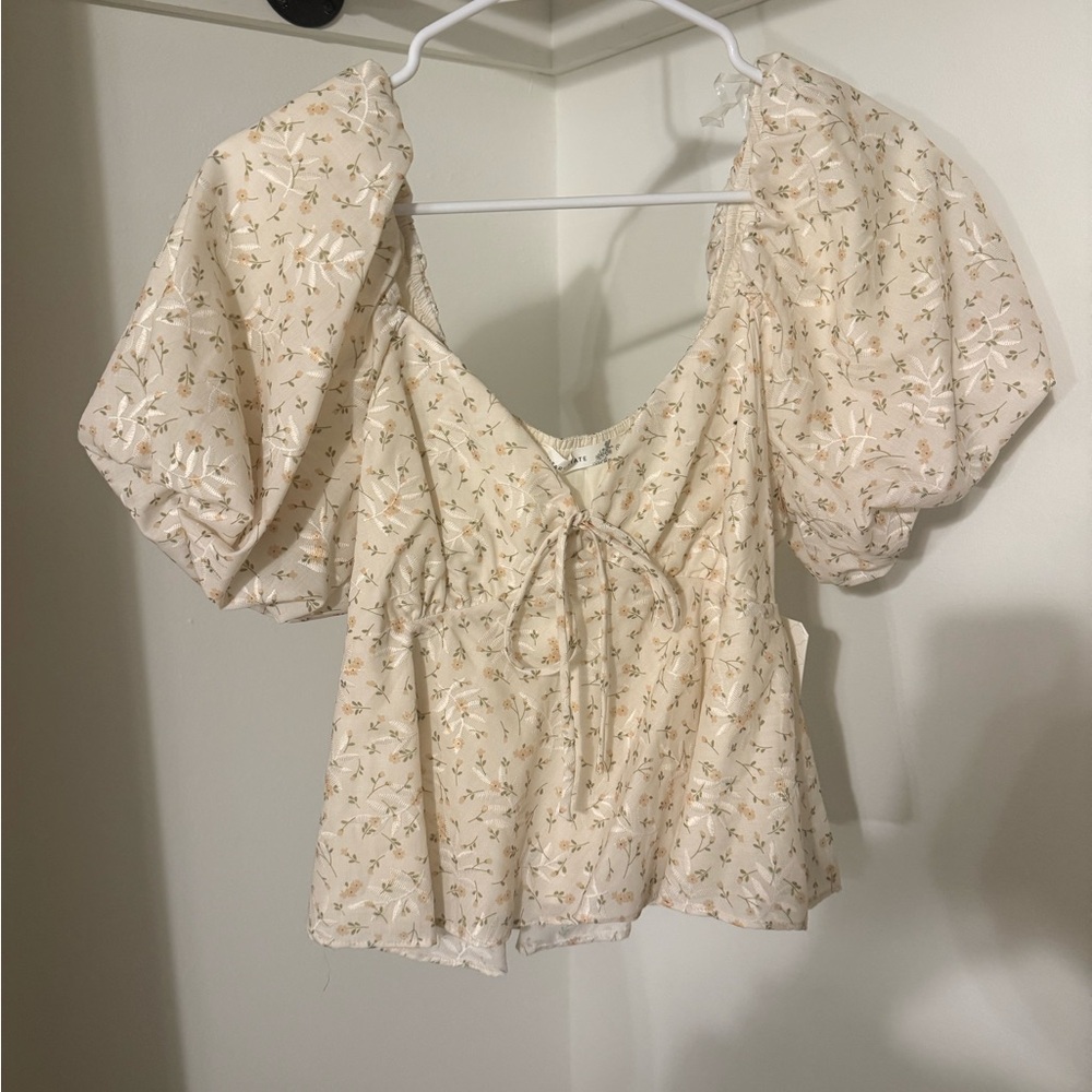 Altar'd State Cream Floral Puff Sleeve Blouse